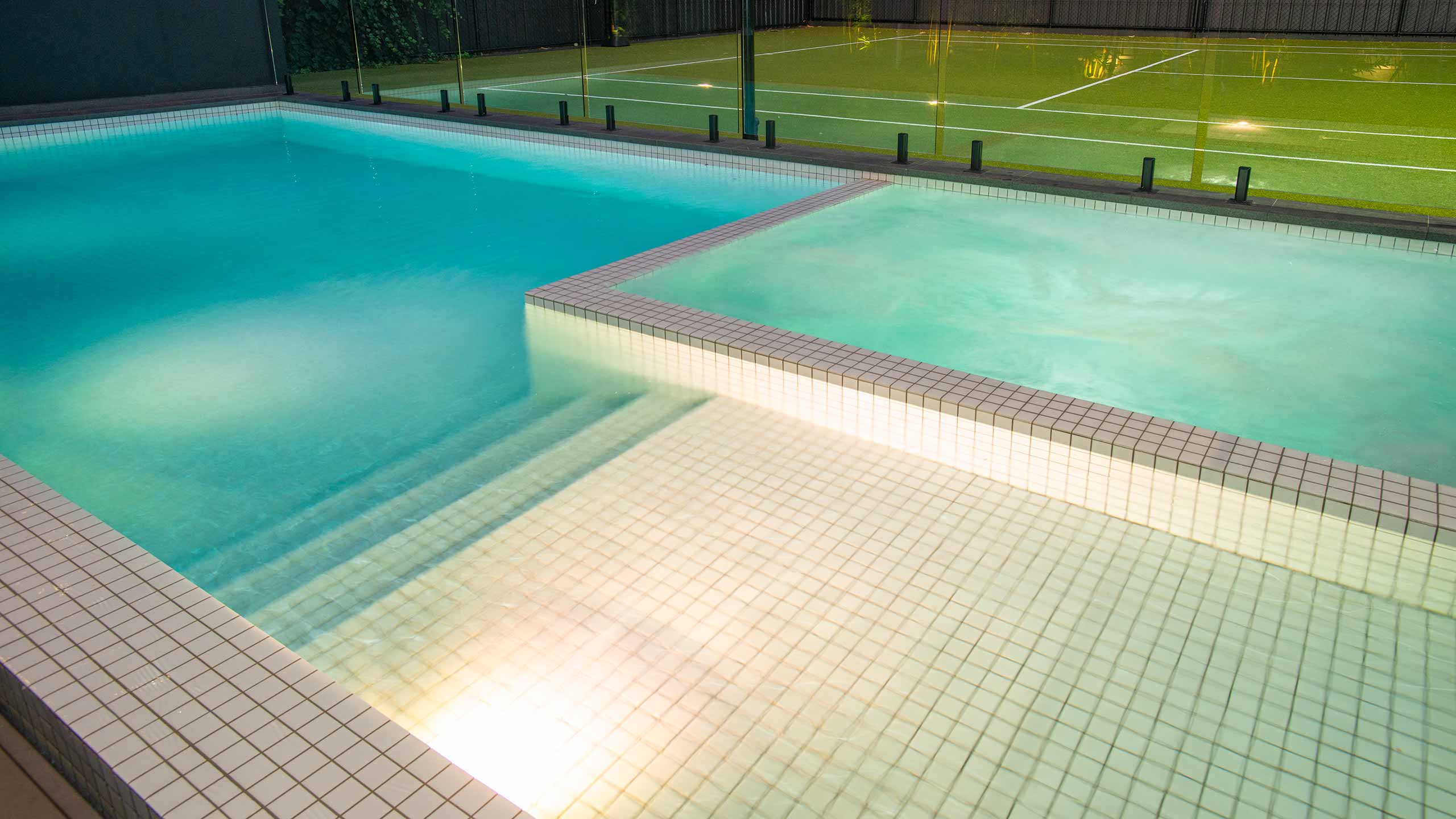 Parzer Pool Photo Gallery | Peressin Pools